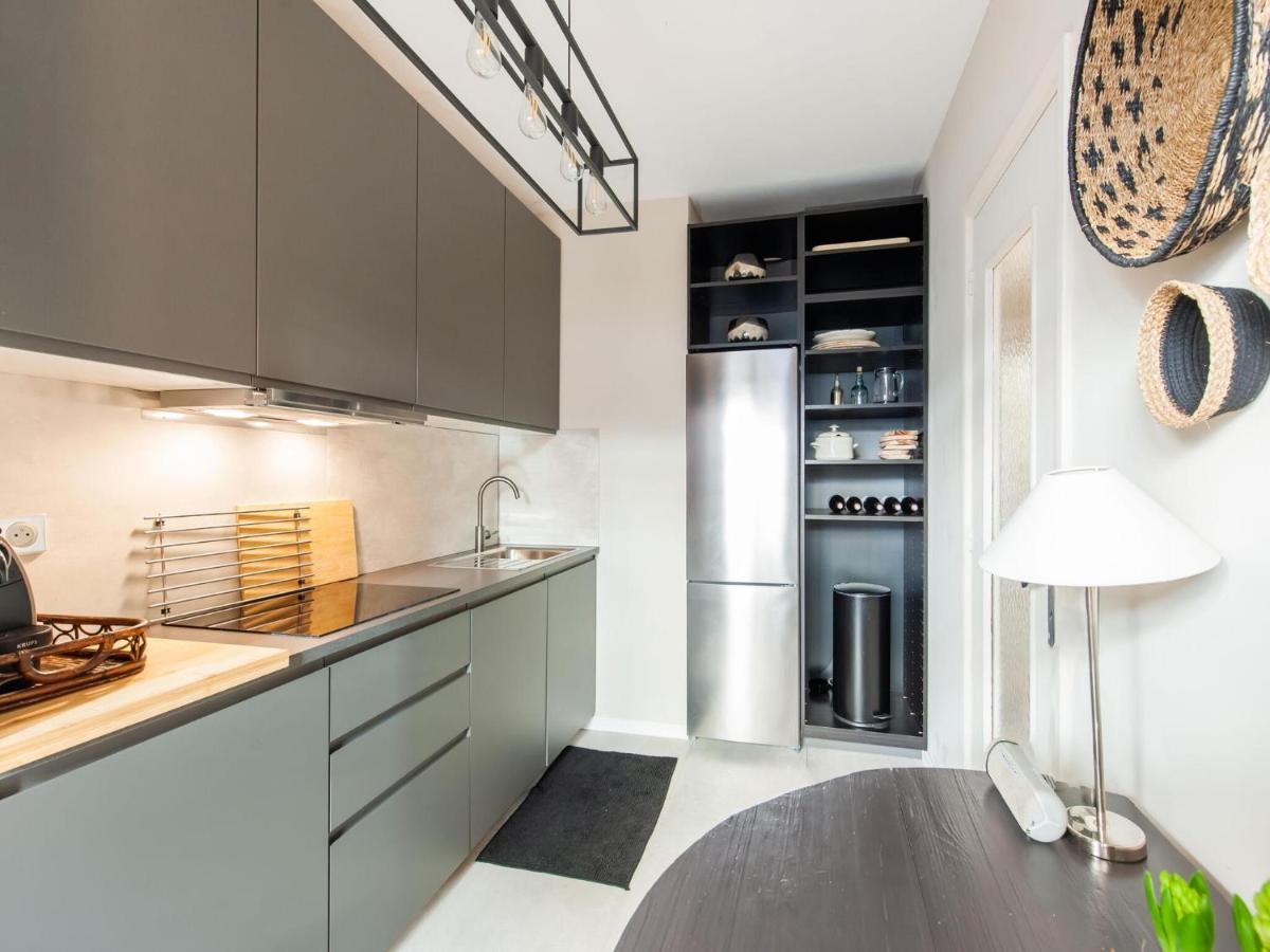 Nice Apartment In Menton With Balcony Terrace エクステリア 写真